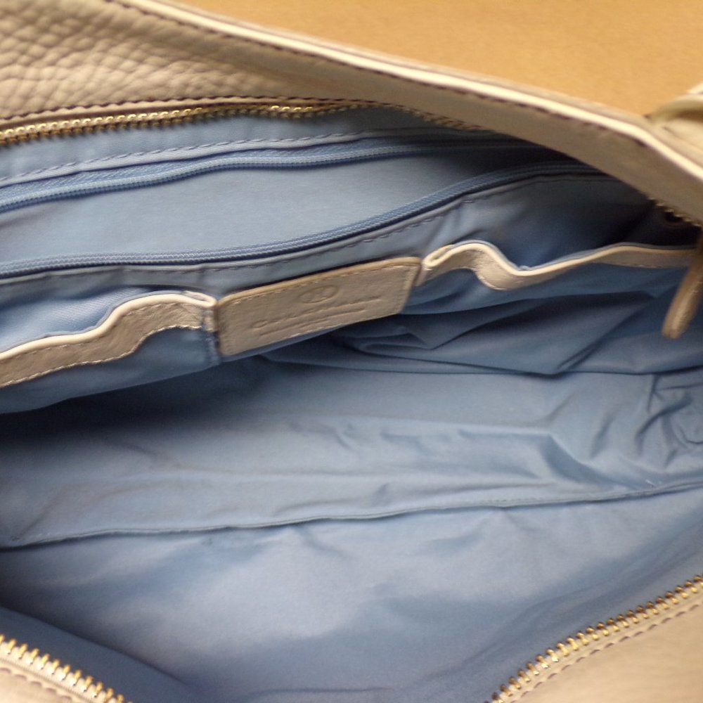 Handbag - Picture 5 of 5